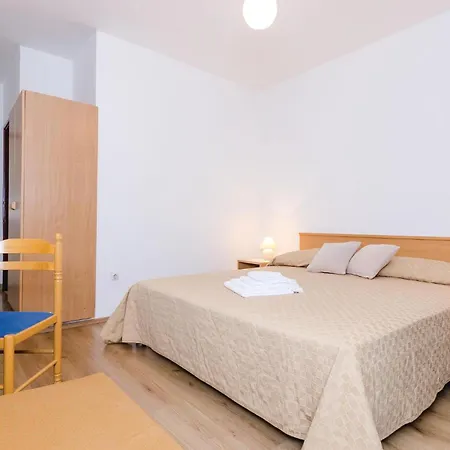 Three-bedroom In Plat Апартаменты Млини
