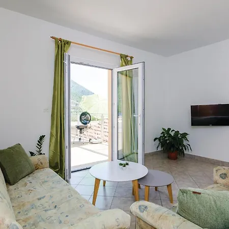Three-bedroom In Plat * Млини